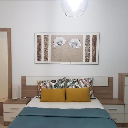 Apartamento Encantador Люсена Экстерьер фото